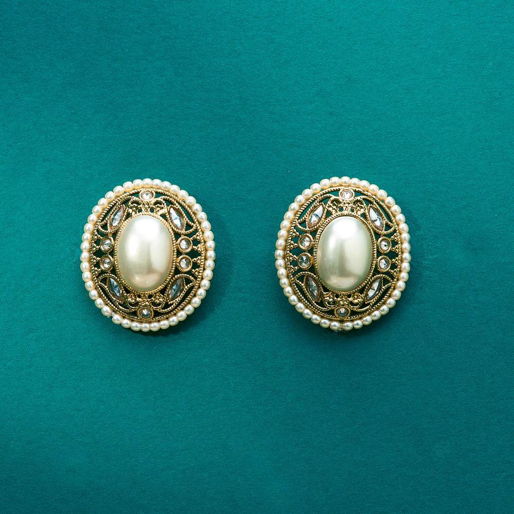 The Sapphire Halo Earrings with white diamond - KraftKarat