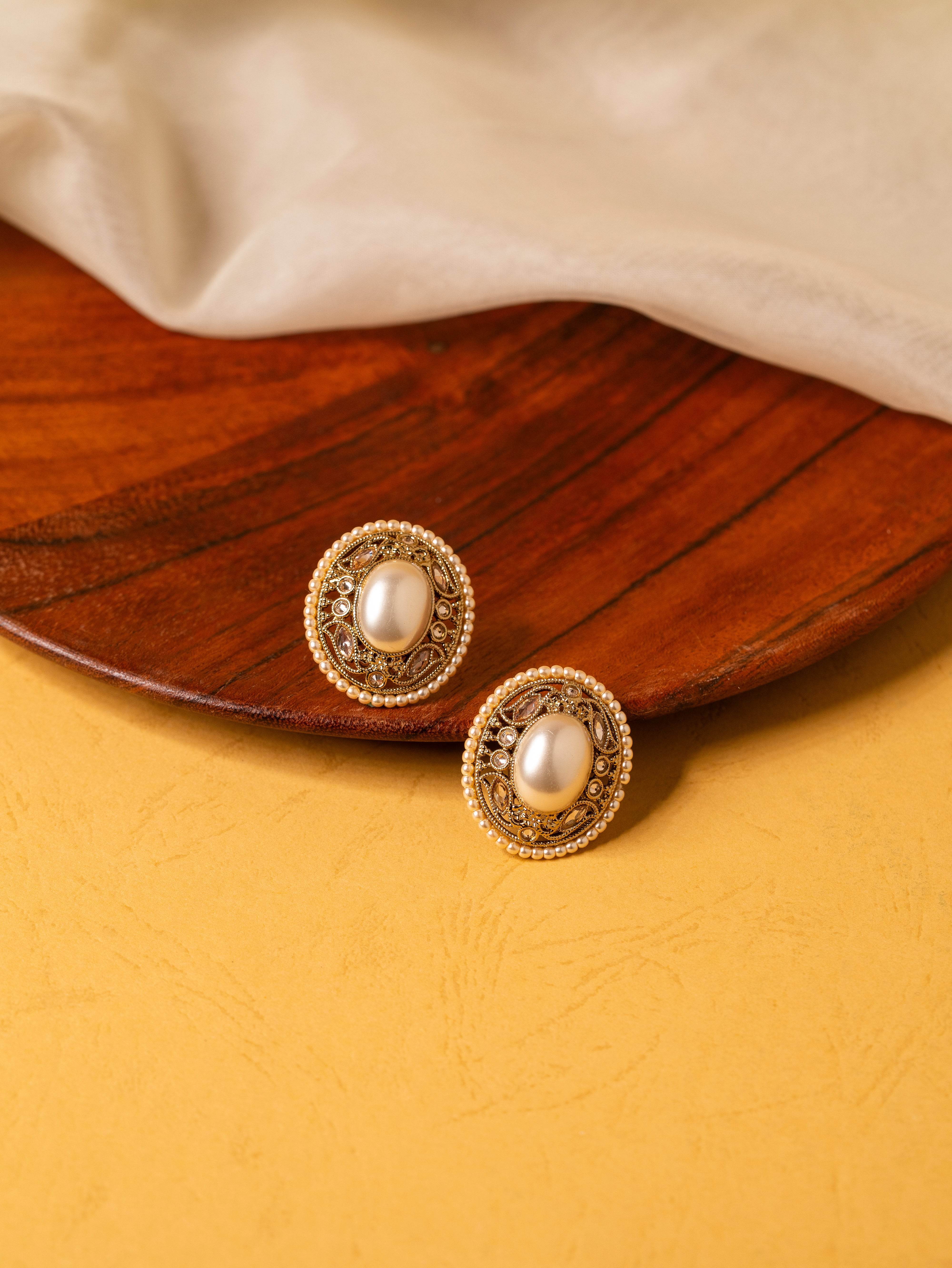 The Sapphire Halo Earrings with white diamond - KraftKarat