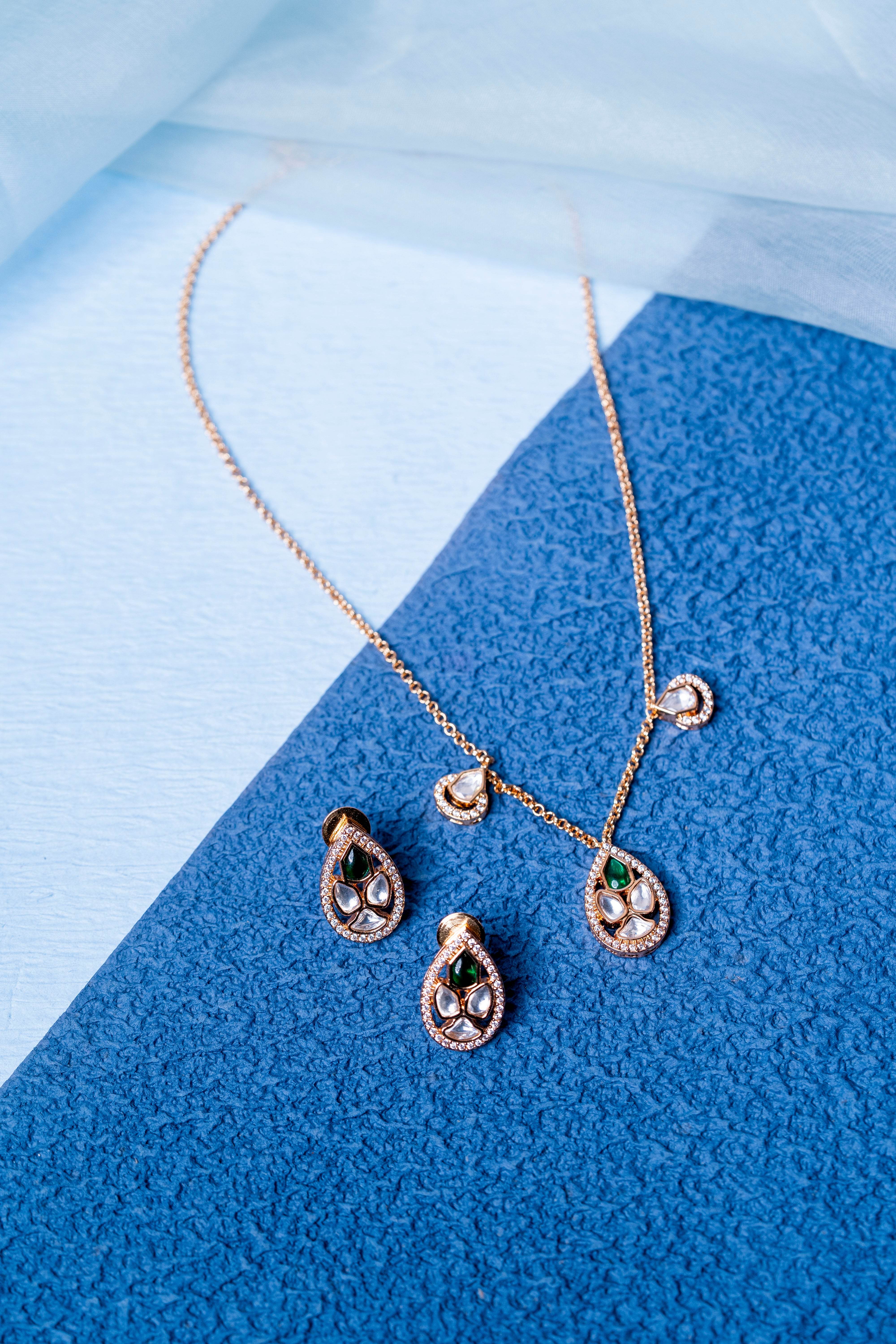 The Emerald Drop Bridal Set - KraftKarat