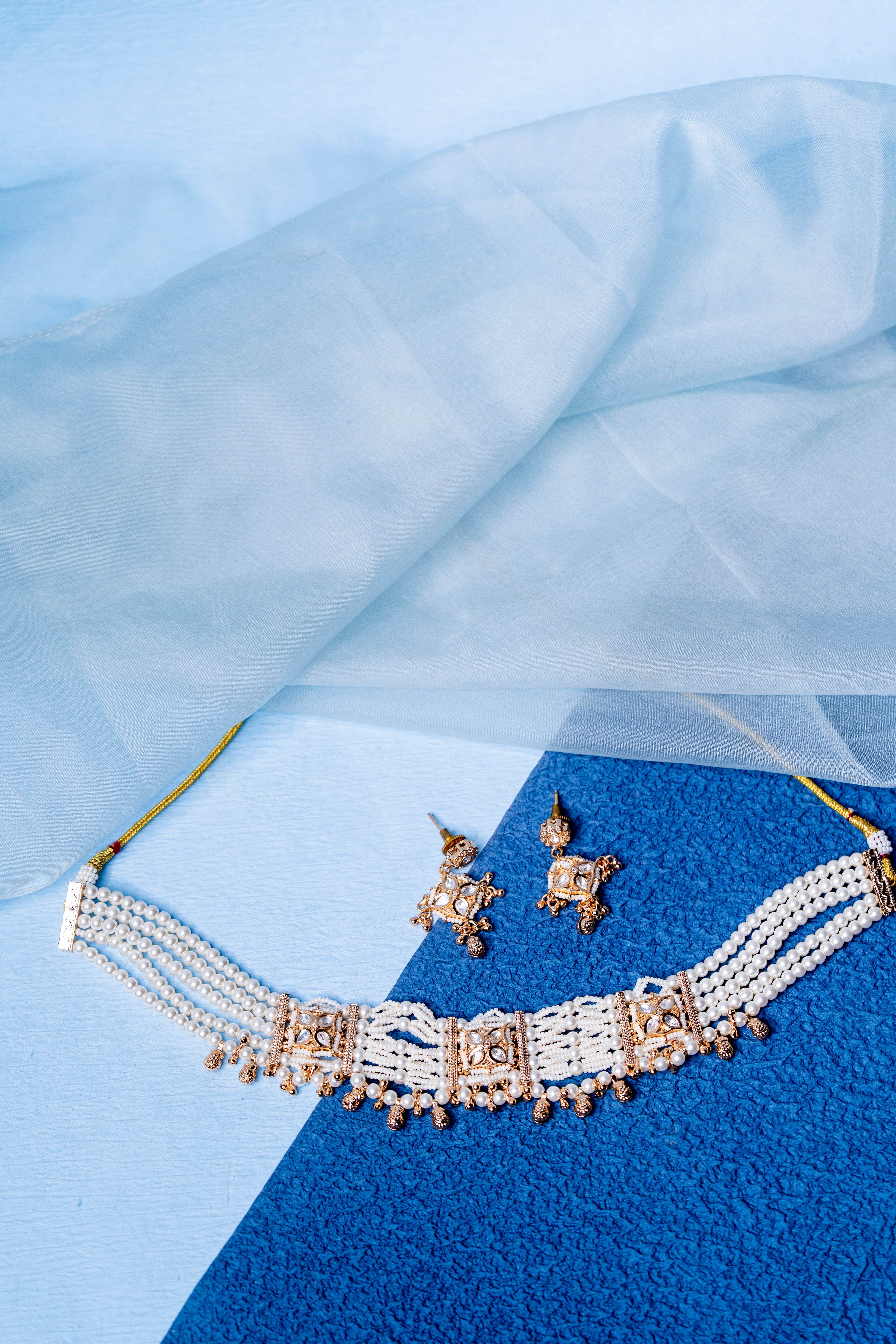 Elegant Empress Diamond and Pearl Choker Set - KraftKarat