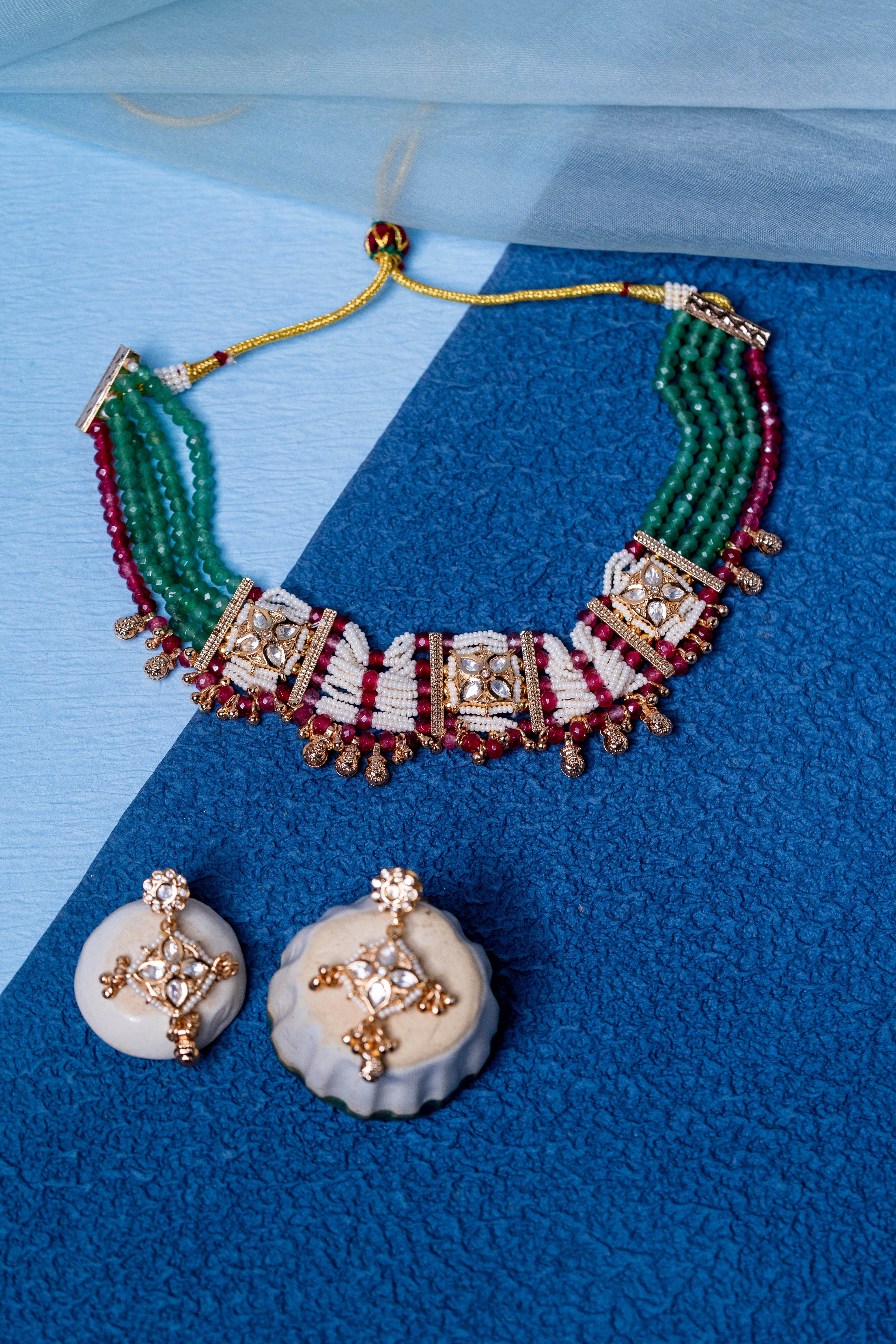 Woven Elegance Polki Choker Set - KraftKarat