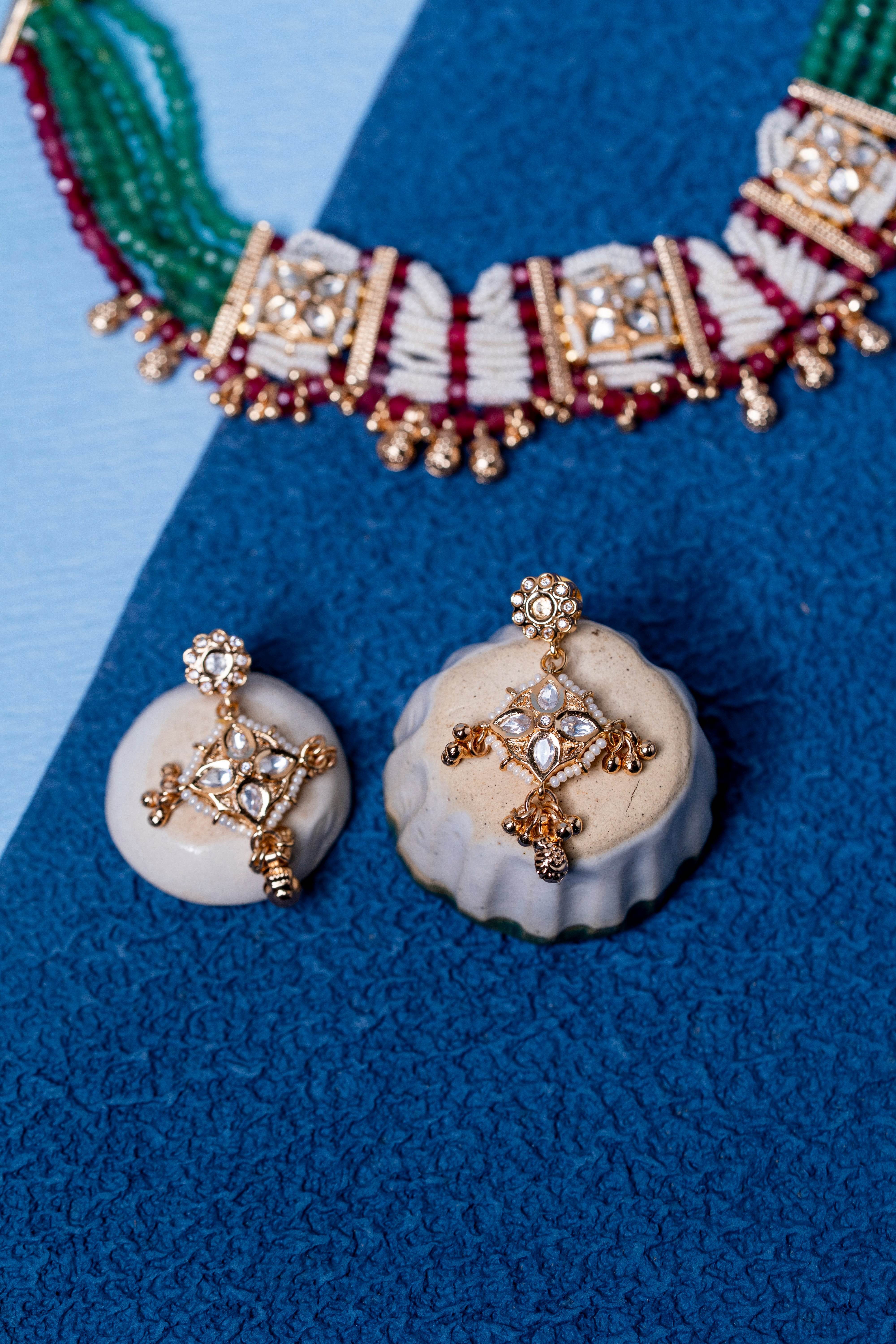 Woven Elegance Polki Choker Set - KraftKarat