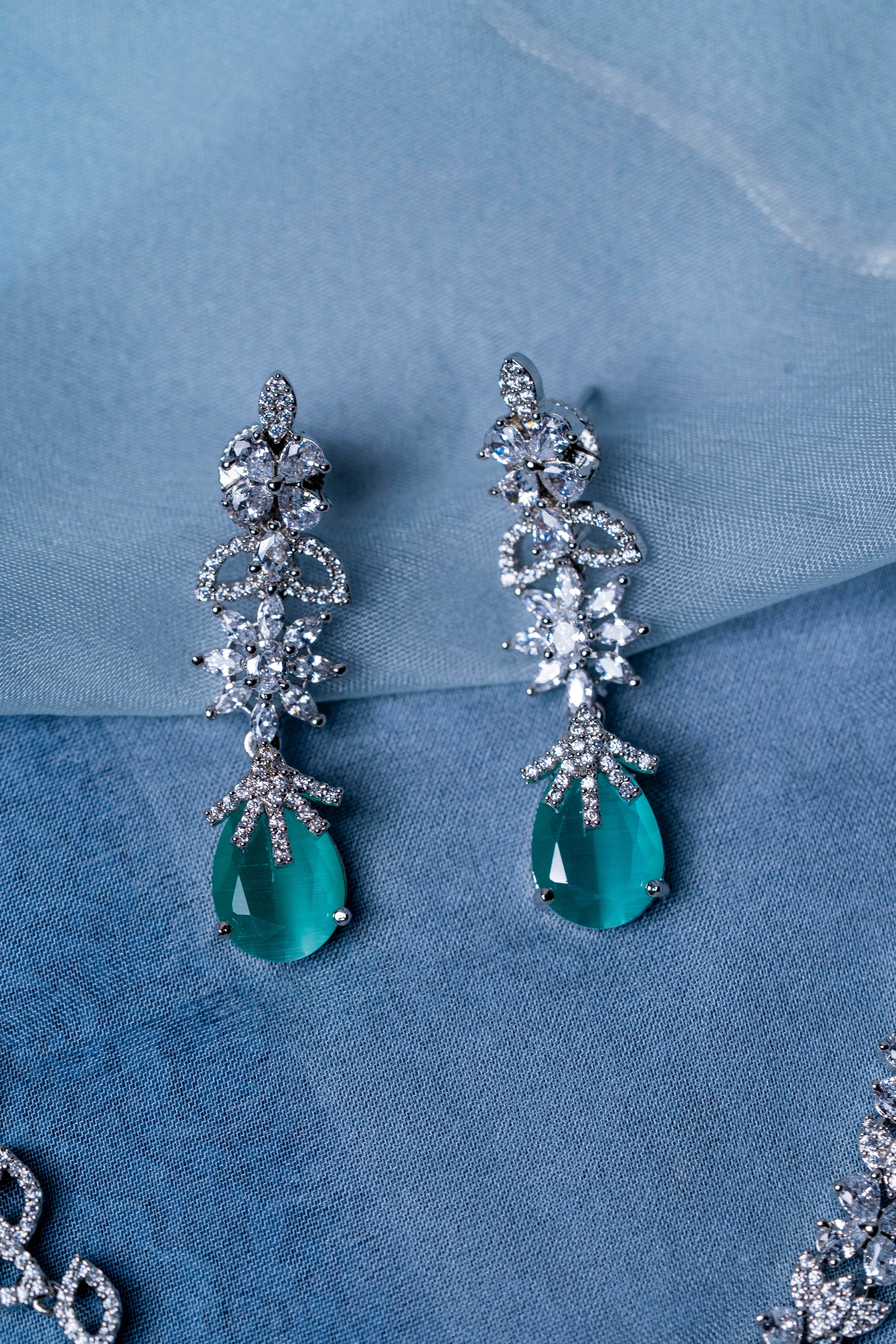 Union Grace with Green Diamond Set - KraftKarat