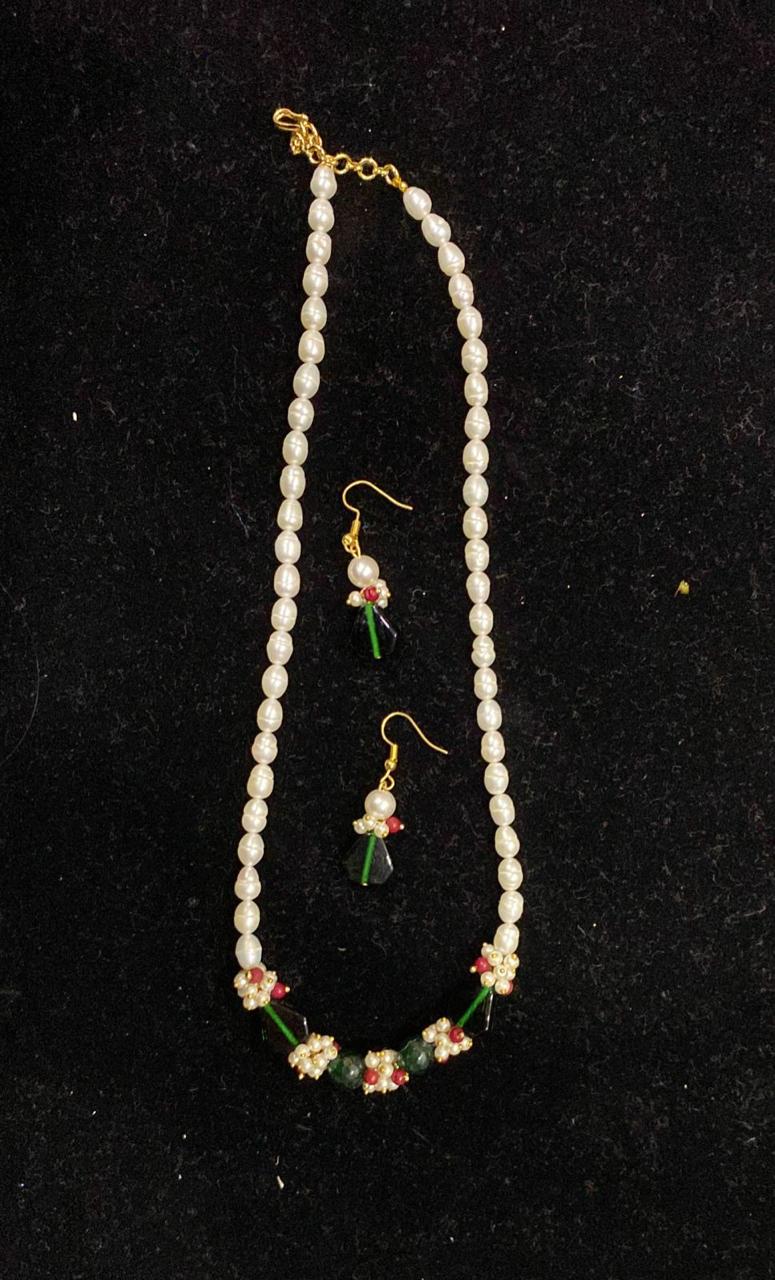 The Pearl Blossom Necklace